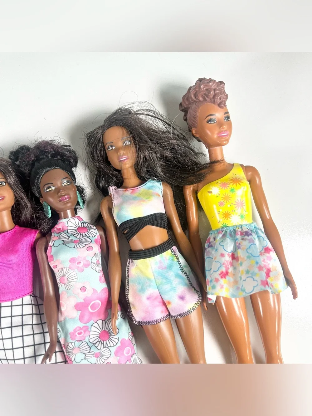 Barbie and Friends African American Fashion Dolls Lot of 6 Dolls